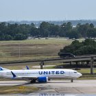 Un avión de United Airlines en el Aeropuerto Intercontinental George Bush