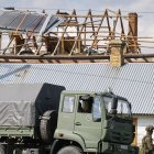 El ejército polaco inspecciona los daños causados por drones rusos