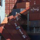 Contenedores de transporte caídos en California