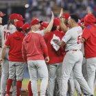 Los Filis de Filadelfia celebran el título de la división Este de la Liga Nacional