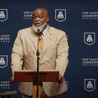 Dr. Voddie Baucham en una conferencia