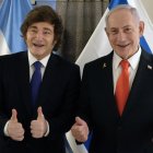 Argentina's President Javier Milei (L) with Israel's Prime Minister Benjamin Netanyahu