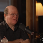 Larry Sanger, cofundador de Wikipedia, habla con Tucker Carlson en The Tucker Carlson Show