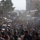 Prisioneros palestinos vivos son liberados como parte del alto el fuego en Gaza