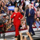 La familia Clinton durante un evento de campaña (Archivo)