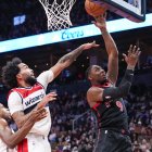 RJ Barrett (Raptors), anotando frente a los Wizards en la NBA Cup 2025