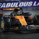 Lando Norris (McLaren), durante la sesión de clasificación del GP de Las Vegas