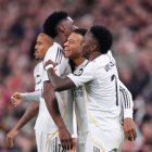 Kylian Mbappé celebra uno de los dos goles que anotó frente al Athletic Club