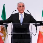 El líder de la oposición iraní e hijo del último sha de Irán, Mohammad Reza Pahlavi, ofrece una conferencia de prensa en París el 23 de junio de 2025