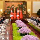 El presidente de China Xi Jinping y el Primer Ministro de Canadá Mark Carney (Archivo)
