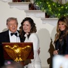 Julia Letlow junto a Donald Trump/ Alex Brandon