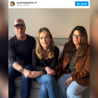 Una imagen de la familia Guthrie pidiendo el retorno de su madre