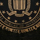 Logo del FBI en el edificio J. Edgar Hoover / Brendan Smialowski