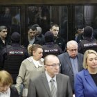 Varios de los acusados por el atentado en el Crocus City Hall de Moscú, durante el juicio