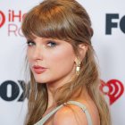 Taylor Swift llega a los premios iHeartRadio Music Awards el jueves 26 de marzo de 2026 en el Dolby Theatre de Los Ángeles