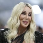 La cantante Cher llegando a la Met Gala en 2026