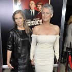 Jamie Lee Curtis y Kelly Curtis a su llegada al estreno de HITCHCOCK