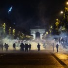 Se produjeron enfrentamientos entre hinchas del Paris Saint-Germain (PSG) y agentes de la Policía Republicana de Seguridad (CRS - Compagnies Republicaines de Securité)