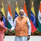 Recibimiento de Delcy Rodríguez en India