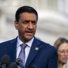 Una imagen de archivo del representante Ro Khanna