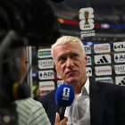 Didier Deschamps, seleccionador francés, en zona mixta
