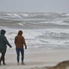 Una tormenta azota la costa (Imagen de archivo)