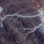 Esta imagen de satélite, facilitada por Vantor, muestra una vista general del complejo de túneles de la montaña Pickaxe, situado junto a la instalación nuclear de Natanz, cerca de Natanz, en la provincia de Isfahán, en el centro de Irán, el 30 de junio de 2026. Los enviados estadounidenses Steve Witkoff y Jared Kushner, asesor y yerno del presidente de EE. UU., Donald Trump, se reunieron con mediadores qataríes el 30 de junio de 2026 en Doha para debatir las negociaciones con Irán, según informó el Estado del Golfo, después de que Teherán y Washington acordaran este mes un memorando de entendimiento para poner fin a la guerra en Oriente Medio.
