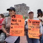 Madres protestan por el examen de selección en la UNAM