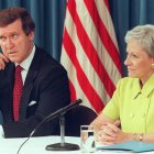William Cohen junto a Nancy Kassebaum en 1997/ Joyce NALTCHAYAN