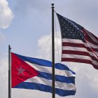 Banderas de Cuba y EEUU