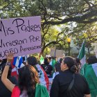 Personas inmigrantes marchan por el 'Sueño Americano' en EEUU