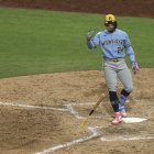 William Contreras de los Milwaukee Brewers