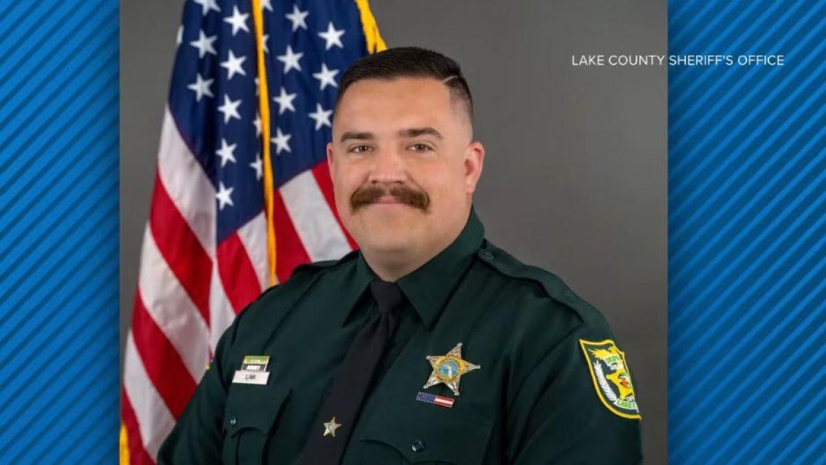 Who was Bradley Michael Link, the police officer killed in an ambush in ...
