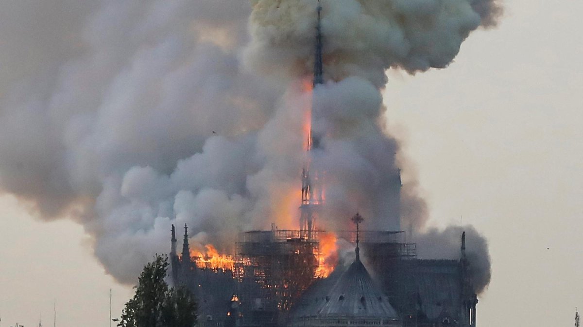 Alarm over the increase in church fires and anti-Christian attacks ...