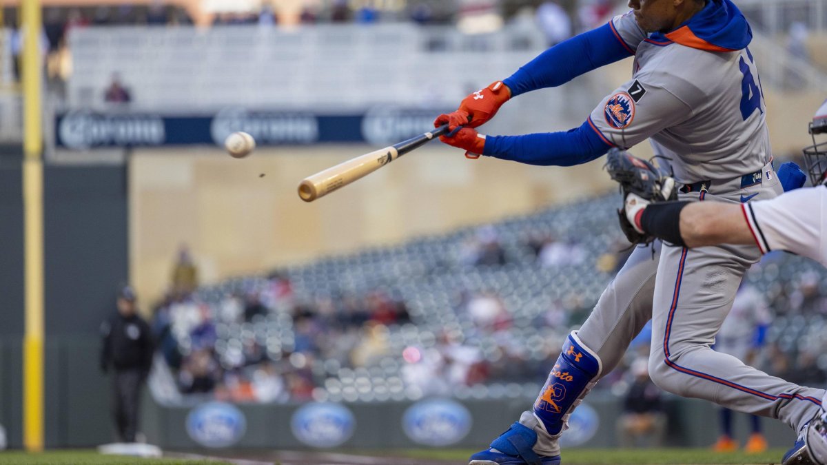 Soto conecta un jonrón