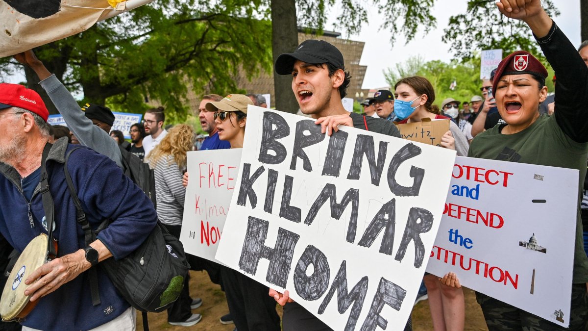 Protest in favor of Abrego Garcia