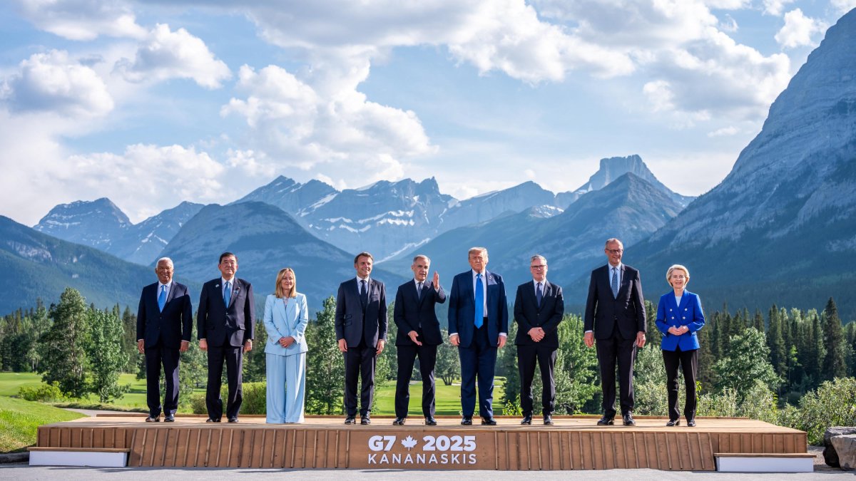G7 Family Photo in Canada in 2025
