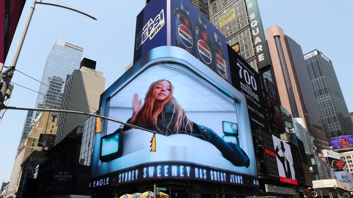 Publicidad de American Eagle en Nueva York/ Timothy A. Clary