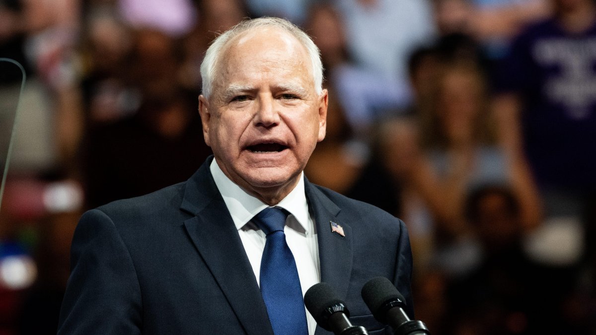 El gobernador de Minnesota, Tim Walz