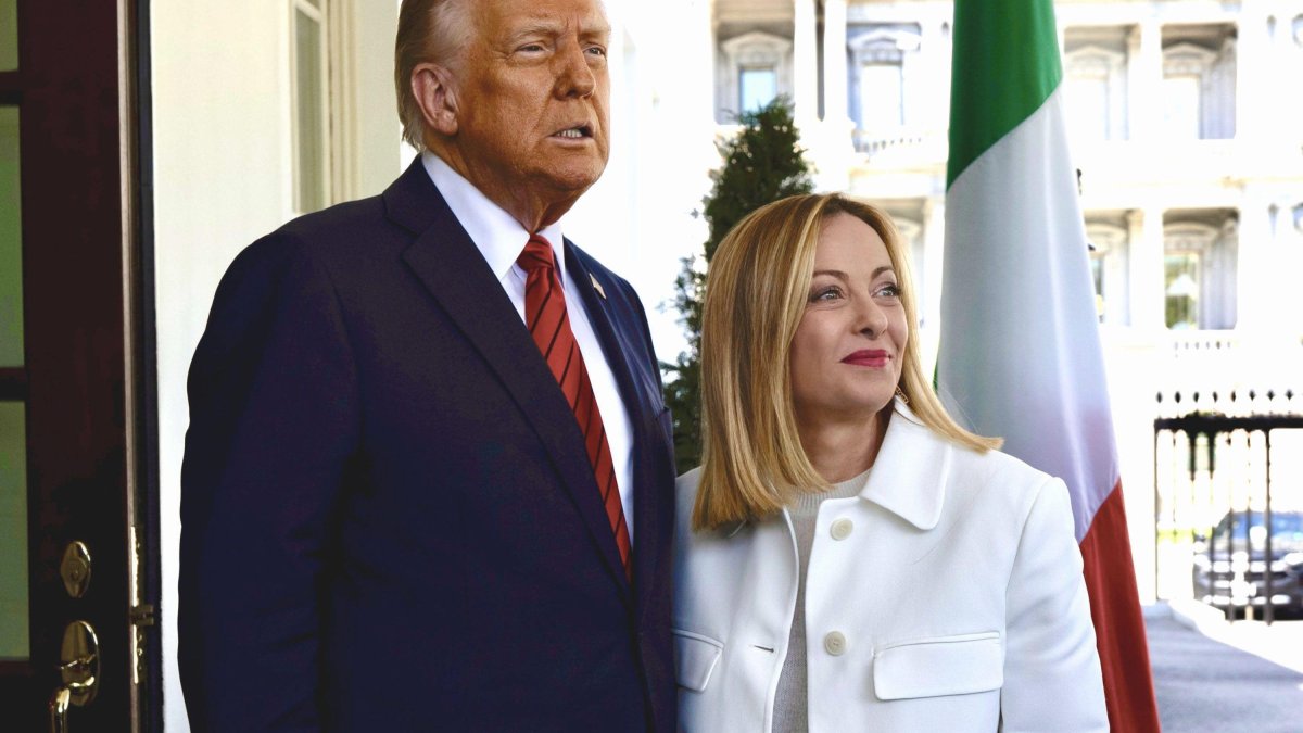 Donald Trump Promotes Giorgia Meloni s Memoir This Book Explores Her 