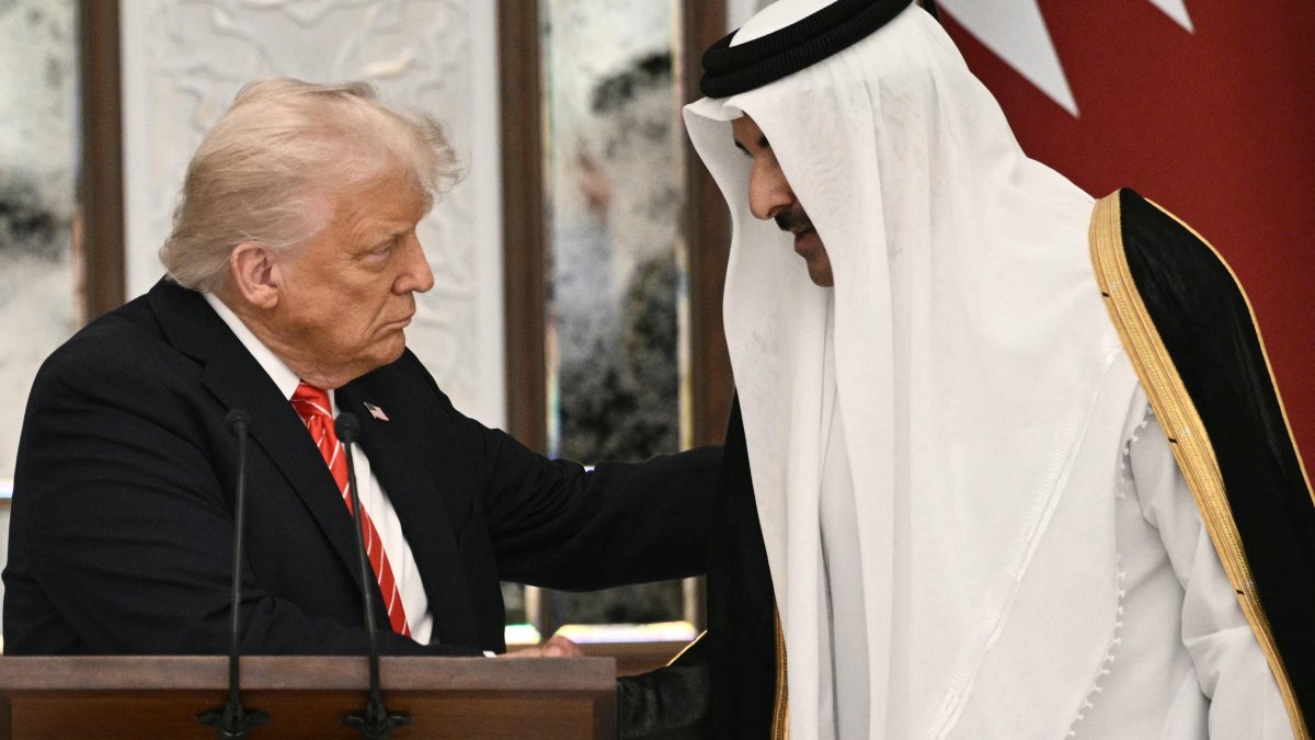 Donald Trump junto al emir de Qatar