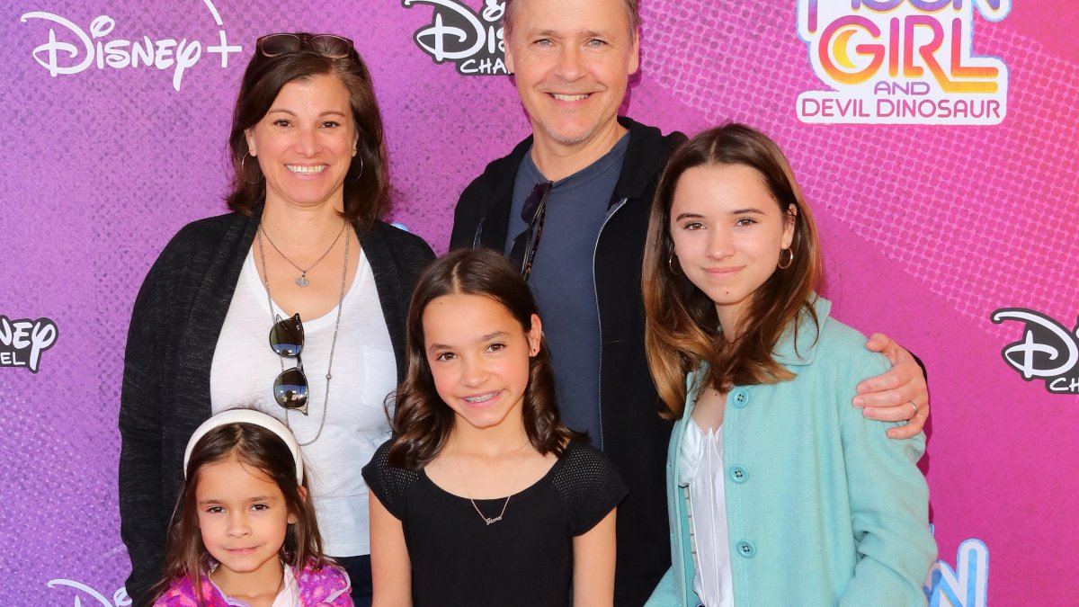 Imagen de Chad Lowe con sus hijas