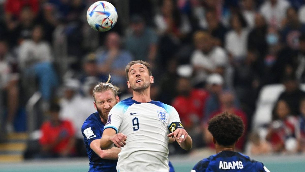Zimmerman y Kane disputando un balón / Cordon Press