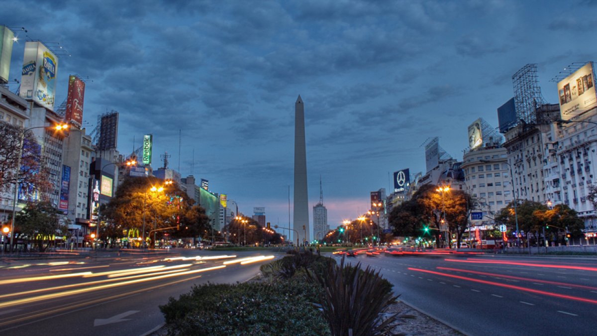 Buenos Aires Obelisk (Jesús Alexander Reyes Sánchez - Flickr).