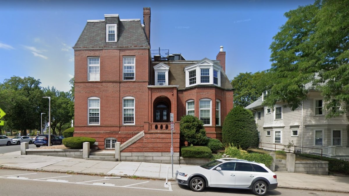 838 East Broadway in South Boston (Google Maps)