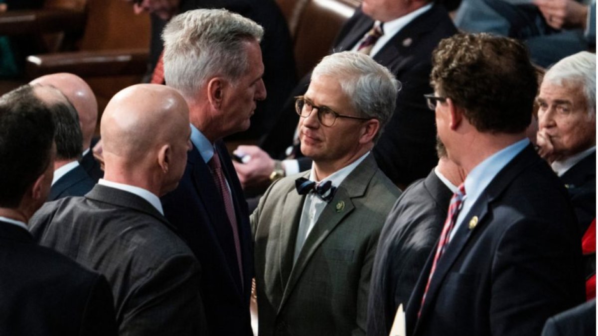 ¿Se abre una rendija para la investidura de McCarthy?