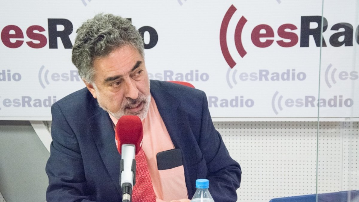 Luis del Pino, director de 'Sin Complejos' / EsRadio.