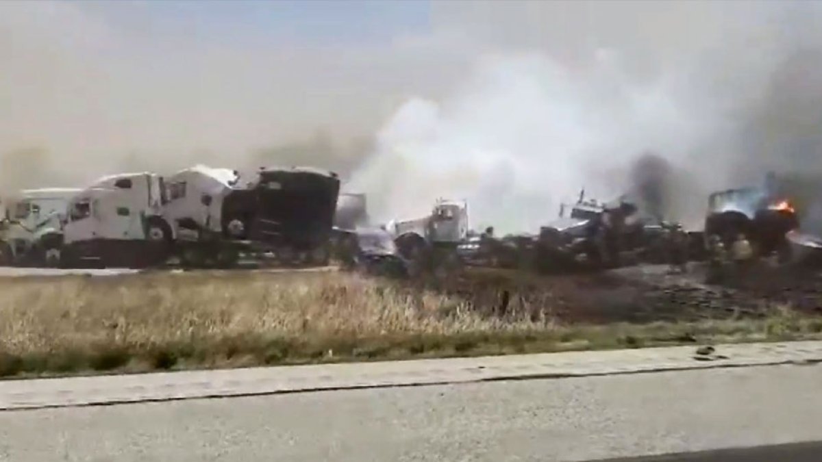 Illinois sandstorm causes horrific traffic accident involving more than 70 vehicles