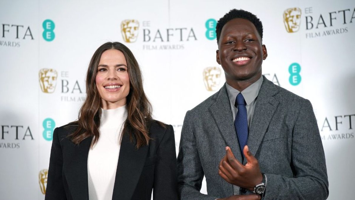 Hayley Atwell y Toheeb Jimoh fueron los encargados de dar a conocer a los nominados a los BAFTA 2023 (Archivo / Cordon Press).