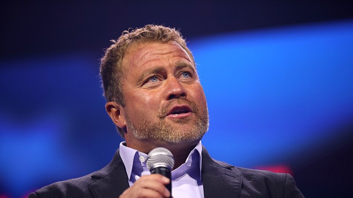 Tim Ballard/Wikimedia Commons